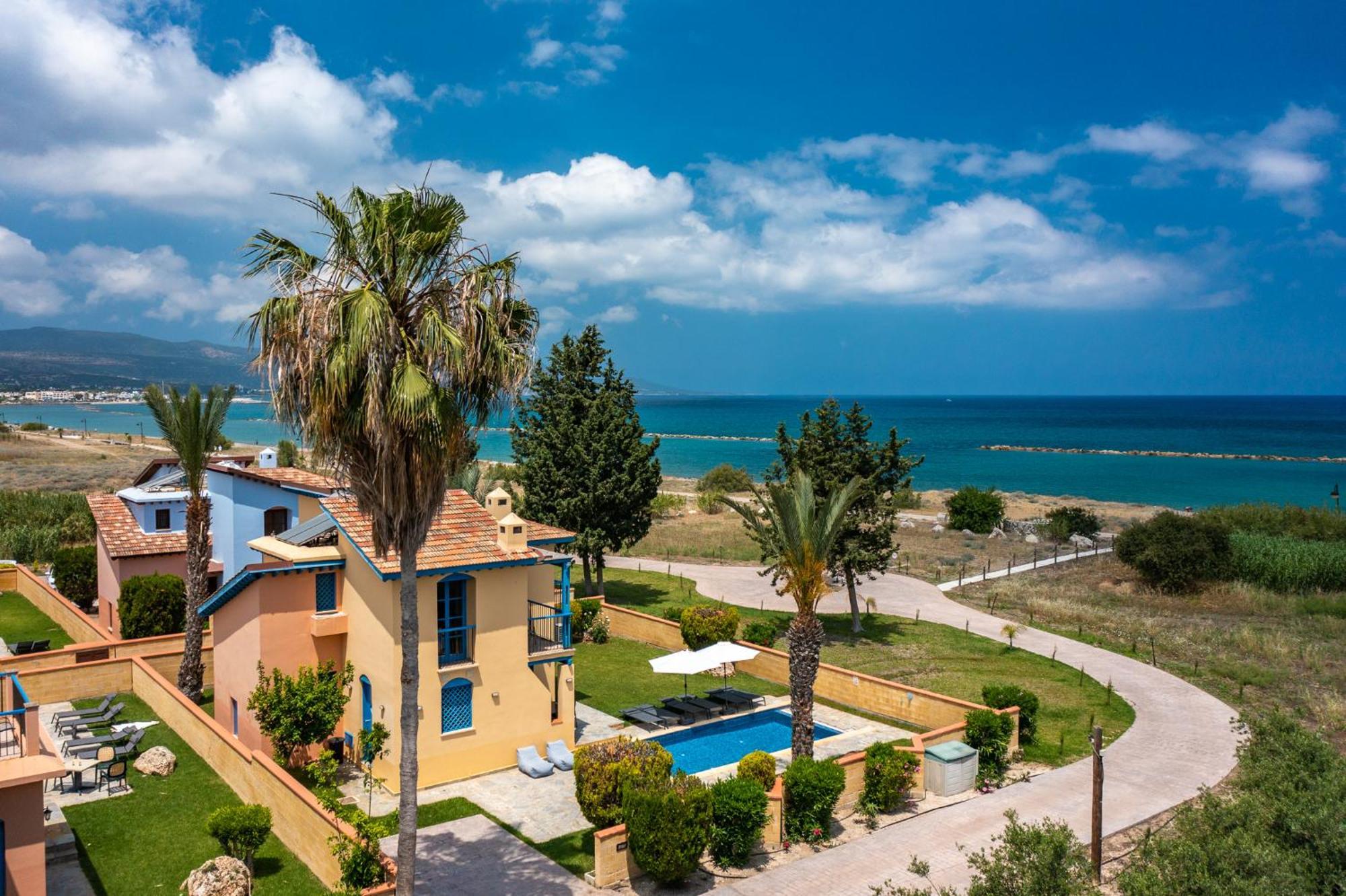 The Olympians Villas Polis 外观 照片