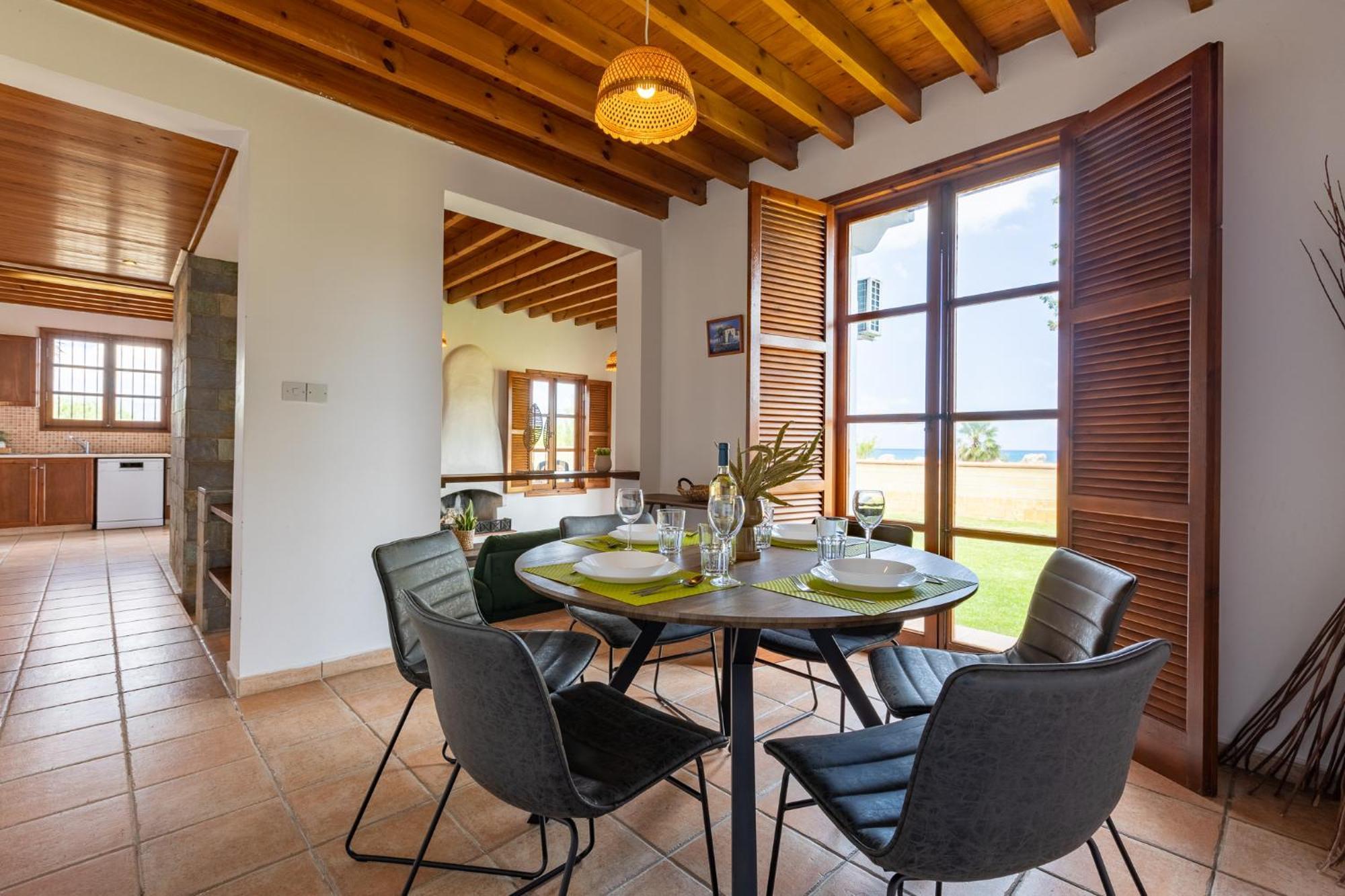 The Olympians Villas Polis 外观 照片