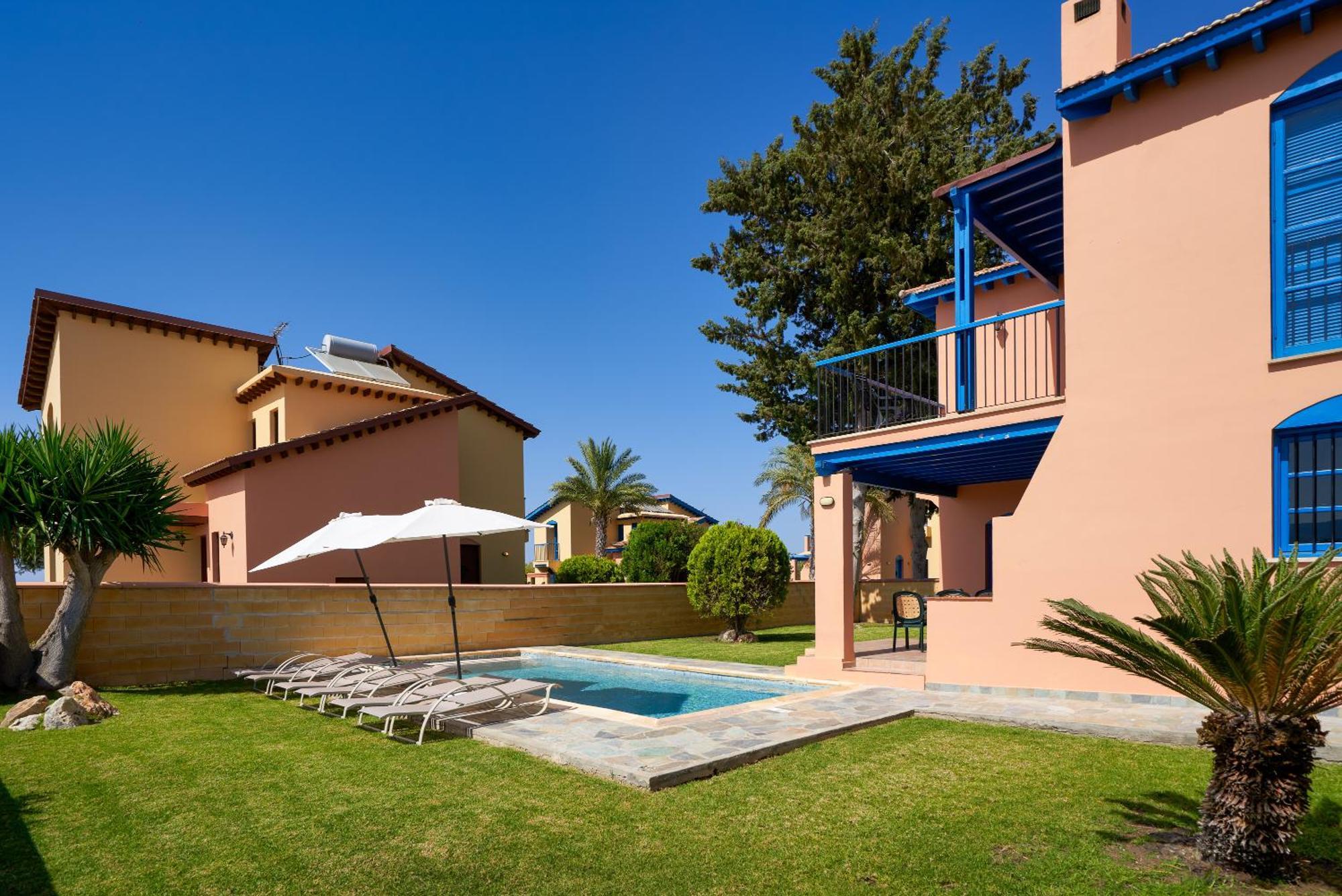 The Olympians Villas Polis 外观 照片
