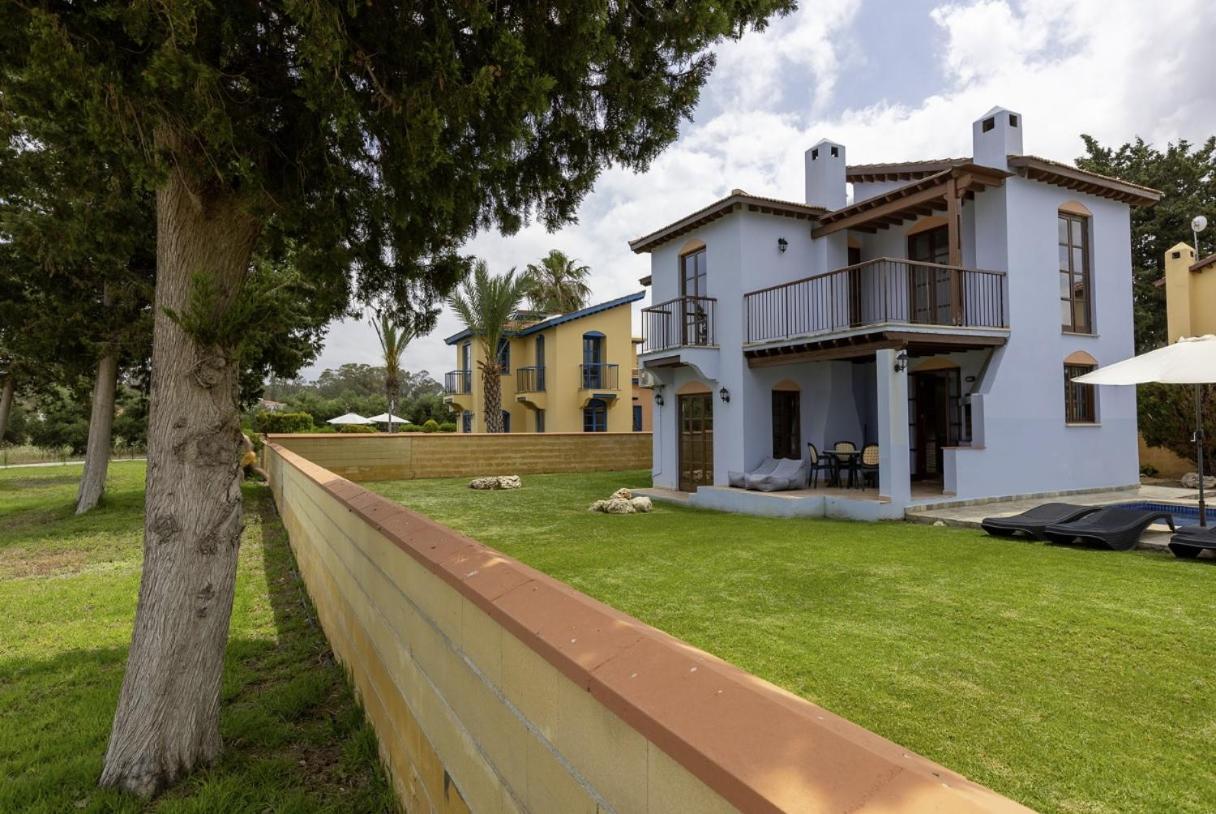 The Olympians Villas Polis 外观 照片